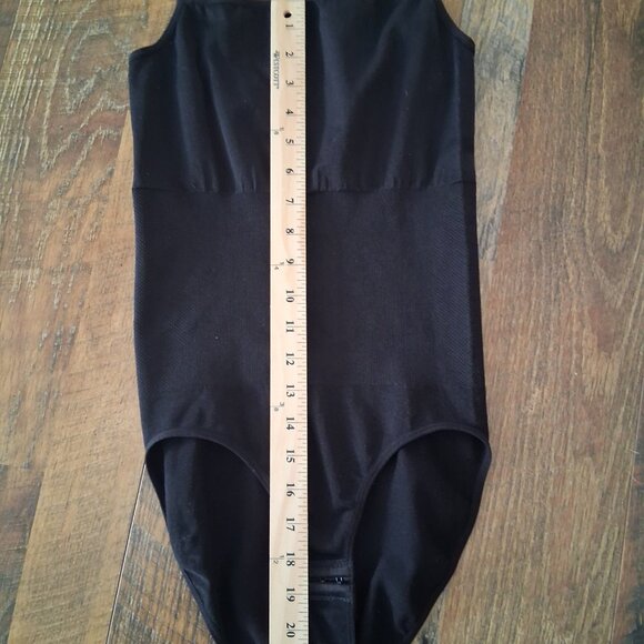 SOLD Women's Black Shapewear Bodysuit Tummy Control - Square Neck Size LARGE - Picture 5 of 9